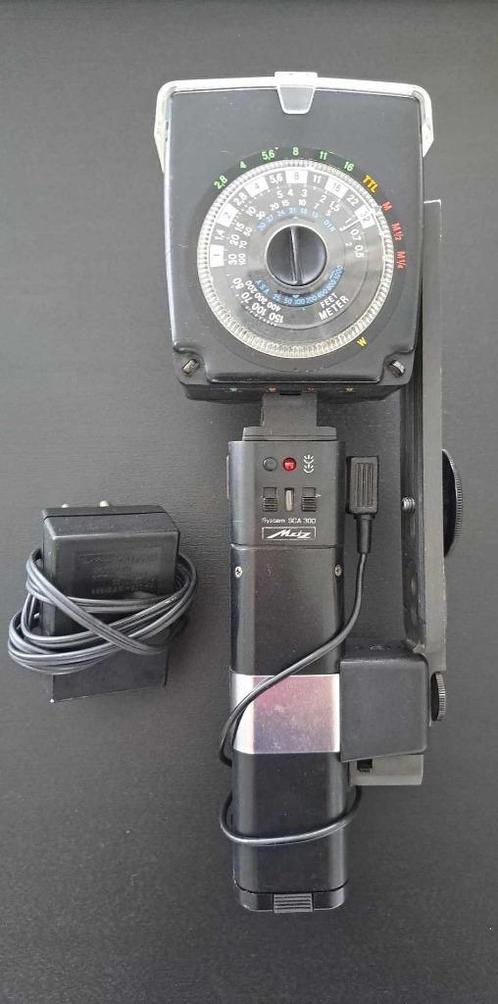 Metz System SCA 300 flits met beugel en adapter, TV, Hi-fi & Vidéo, Photo | Flash, Utilisé, Metz, Inclinable, Enlèvement ou Envoi