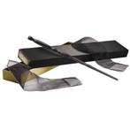 Fantastic Beasts Vinda Rosier Wand - The Noble Collection, Verzamelen, Harry Potter, Nieuw, Ophalen of Verzenden, Replica