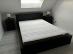Ikea Malm slaapkamer bed + nachttafeltjes + commode, Gebruikt, Ophalen
