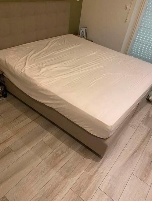BOXSPRING + MATRAS TE KOOP!!, Huis en Inrichting, Slaapkamer | Boxsprings, Zo goed als nieuw, 180 cm, 200 cm, Tweepersoons, Overige kleuren