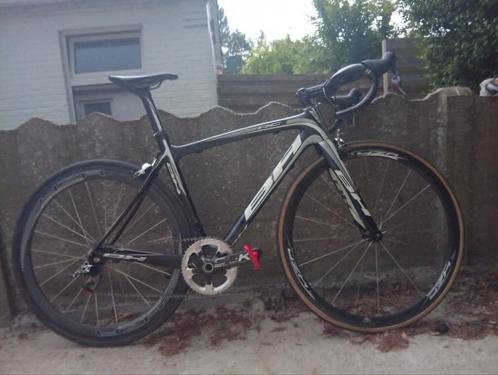 Sram Red groepset met gratis carbon lightweight velgen, Fietsen en Brommers, Fietsonderdelen, Frame, Ophalen of Verzenden
