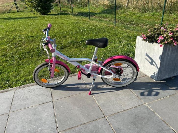 Vélo Décathlon 16 pouces fille parfait état, Fietsen en Brommers, Fietsen | Meisjes, Zo goed als nieuw, 16 inch, Handrem, Ophalen