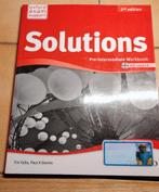 Solutions pré intermediate workbook, Ophalen of Verzenden, Zo goed als nieuw