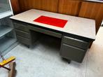 Bureau ijzer, Huis en Inrichting, Ophalen, Gebruikt, Bureau