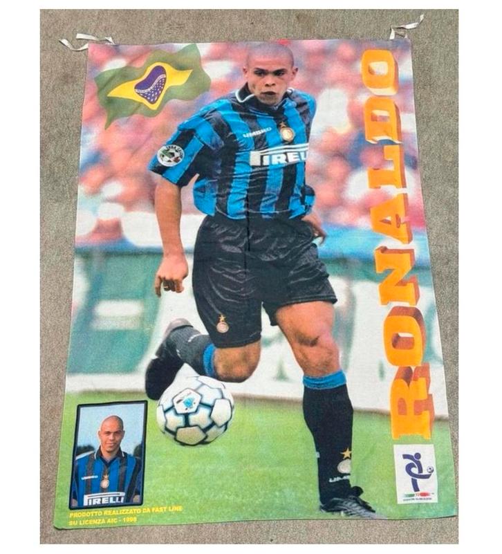 Echte Vintage Ronaldo Luís Nazário de Lima Inter Milan vlag, Verzamelen, Sportartikelen en Voetbal, Zo goed als nieuw, Overige typen