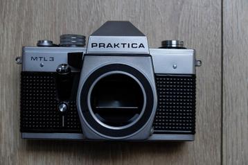 Praktica 2 stuks beschikbaar voor biedingen