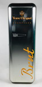 Veuve Clicquot Champagne metalen opbergdoos frigo, Verzamelen, Merken en Reclamevoorwerpen, Gebruikt, Veuve clicquot, 9 avenue de champagne 51200 Epernay