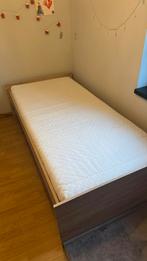 Bed 90 x 200, Huis en Inrichting, Slaapkamer | Bedden, Ophalen, Zo goed als nieuw
