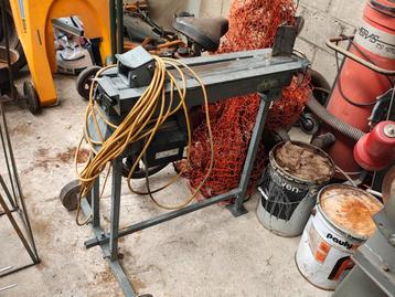 Kliefmachine  beschikbaar voor biedingen