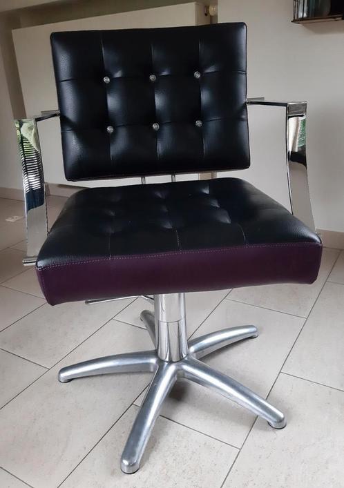 Kappersstoel Salon Ambience, Diensten en Vakmensen, Haarkappers