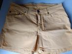 Gele short in maat 30 van Hampton Bays, Ophalen of Verzenden, Zo goed als nieuw