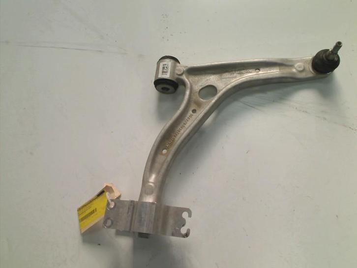 DRAAGARM RECHTS VOOR Mercedes-Benz A (W176), Auto-onderdelen, Ophanging en Onderstel, Mercedes-Benz, Gebruikt