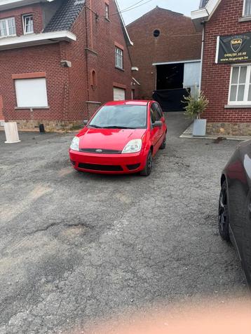 Ford fiesta 1.3 benzine 51kw bj:2005 km:146520 1j garantie beschikbaar voor biedingen