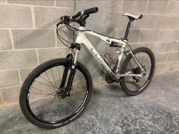 Cube mountainbike beschikbaar voor biedingen
