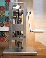 Tablettenpers, Divers, Enlèvement, Comme neuf