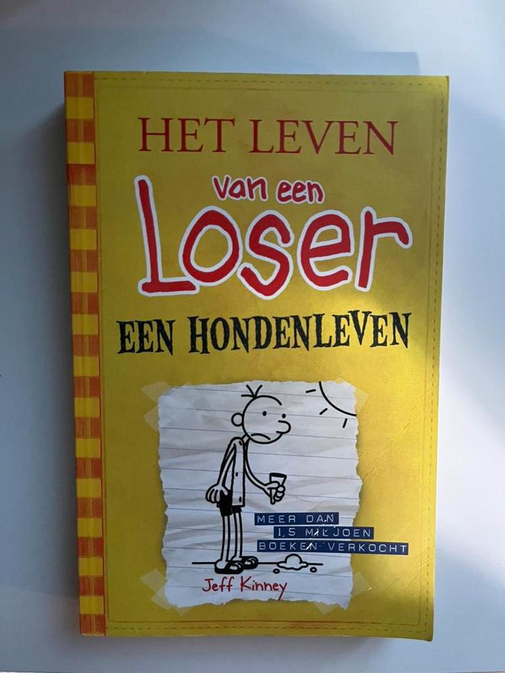 Jeff Kinney - Een hondenleven, Boeken, Kinderboeken | Jeugd | 10 tot 12 jaar, Ophalen