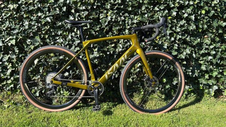 Gravel Isaac torus carbone + campagnolo shamal, Fietsen en Brommers, Fietsen | Racefietsen, Heren, Overige merken, 10 tot 15 versnellingen