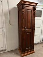 Oude antieke kast voor toga van rechter, Antiek en Kunst, Antiek | Meubels | Kasten, Ophalen