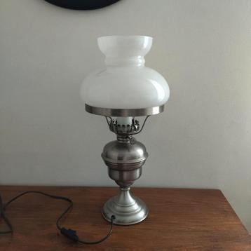 Vintage tafellamp  beschikbaar voor biedingen