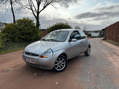 FORD KA BENZINE GEKEURD VOOR VERKOOP, Auto's, Ford, Particulier, Ka, Radio, Benzine, Euro 4, Handgeschakeld, Leder, Onderhoudsboekje