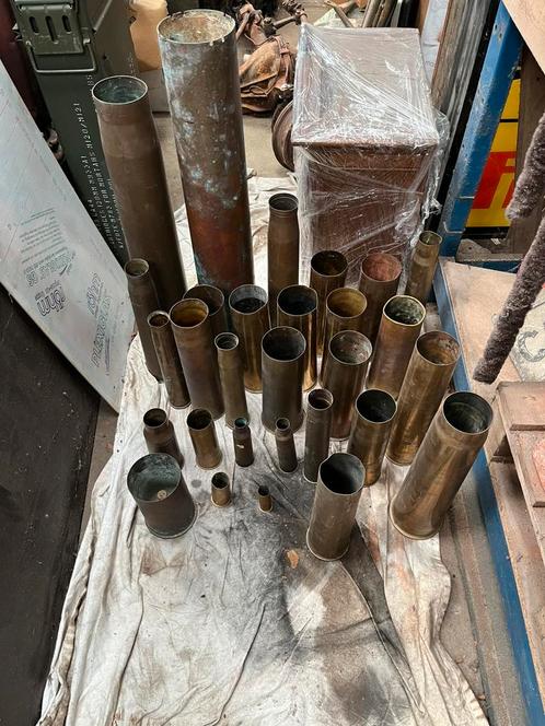 Groot lot hulzen of obussen wo1 en wo2, Verzamelen, Militaria | Tweede Wereldoorlog, Hulzen of Bodemvondsten, Ophalen