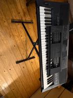 Yamaha Keyboard (piano), Muziek en Instrumenten, Ophalen, Zo goed als nieuw, Yamaha, Met standaard