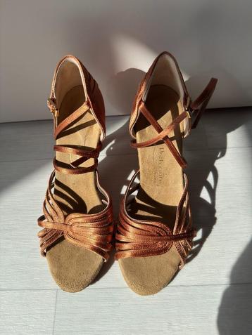 Dames ballroom dansschoenen beschikbaar voor biedingen