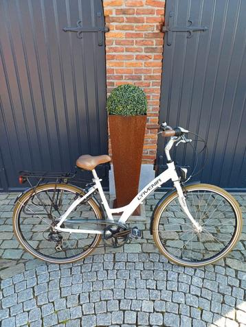 MEISJESFIETS  -  DAMESFIETS  - L'AVENIR, Fietsen en Brommers, Ophalen, Zo goed als nieuw, Versnellingen