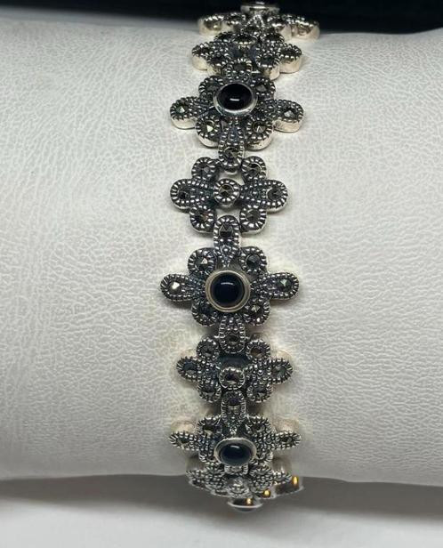 Handgemaakte zilveren armband met onyx, Handtassen en Accessoires, Kettingen, Nieuw, Zilver, Overige kleuren, Met edelsteen, Ophalen of Verzenden