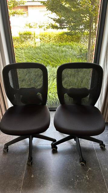 2 bureaustoelen (Bruneau) beschikbaar voor biedingen