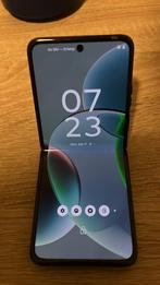 Motorola Razr 40 Flip Phone+ Smartwatch, Telecommunicatie, Mobiele telefoons | Motorola, Ophalen of Verzenden, Zo goed als nieuw