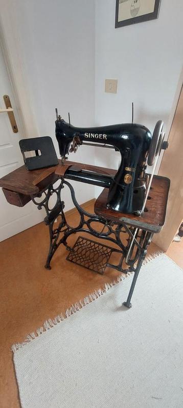 Machine à coudre CUIR Singer 17 16 de 1923, Antiek en Kunst, Antiek | Naaimachines, Ophalen
