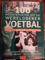 100 hoogtepunten wereldbeker voetbal, 1930-1994, Livres, Livres de sport, Comme neuf, Enlèvement ou Envoi, Sport de ballon
