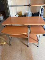 Tafel/bureau/meubel/computerkast, Ophalen, Gebruikt, Eikenhout