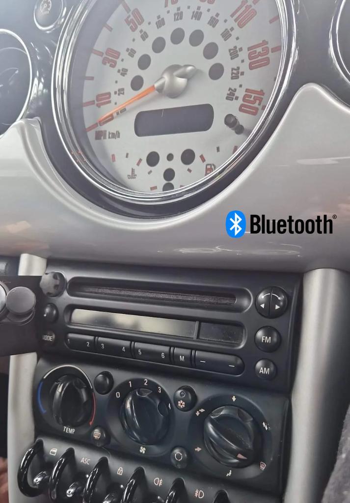 Mini Cooper - R56 - BlueMusic Bluetooth Handsfree Radio Kit, Autos : Divers, Carkits, Comme neuf, Enlèvement ou Envoi