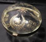 Bonbonnière en cristal taillé antique cristal doré 26, Antiquités & Art, Envoi