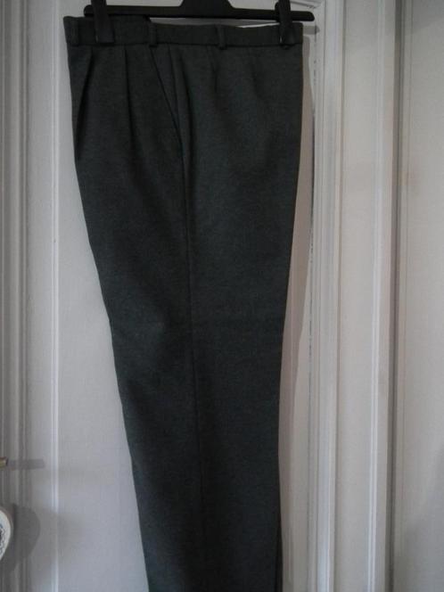 Pantalon habillé pour homme taille 44/46 (Falzarl) Vert, Vêtements | Hommes, Pantalons, Porté, Taille 48/50 (M), Vert, Envoi