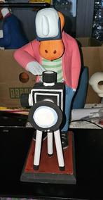 donald duck met fototoestel 34 cm hout nieuw, Ophalen, Donald Duck, Nieuw, Beeldje of Figuurtje