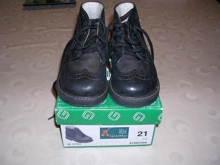 SPLINTERNIEUWE lederen jongens schoentjes. Maat 21, Enfants & Bébés, Vêtements enfant | Chaussures & Chaussettes, Neuf, Chaussures