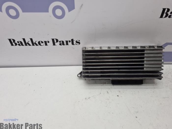 Radio versterker van een Audi A4, Auto-onderdelen, Elektronica en Kabels, Audi, Gebruikt, 3 maanden garantie