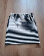 Rok Pull&Bear maat L, Kleding | Dames, Rokken, Pull & Bear, Ophalen of Verzenden, Zo goed als nieuw, Maat 42/44 (L)