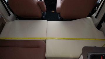3de bed Burstner-bus-NIEUW-bedverlenging aan tafel  beschikbaar voor biedingen