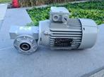 Asynchrone motor 0,55 kW met reductie - nieuw, Doe-het-zelf en Bouw, Motoren, Ophalen of Verzenden, Nieuw, Elektromotor, Minder dan 1400 rpm