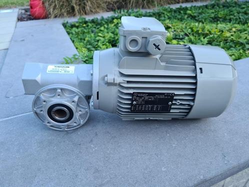 Asynchrone motor 0,55 kW met reductie - nieuw, Doe-het-zelf en Bouw, Motoren, Nieuw, Elektromotor, Minder dan 1400 rpm, Ophalen of Verzenden