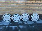 Wieldoppen Mercedes 15/16 inch, Ophalen, Zo goed als nieuw