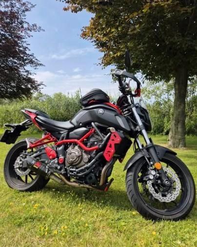 Yamaha MT07: 7300km, Motoren, Motoren | Yamaha, Particulier, Naked bike, meer dan 35 kW, Motorrijbewijs A, Sportuitlaat, Ophalen
