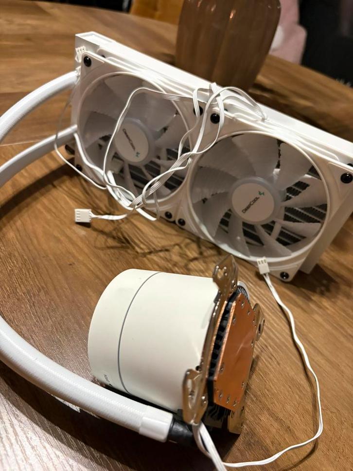 Waterkoeling voor pc, Computers en Software, Computerkoelers, Zo goed als nieuw, Waterkoeling, Ophalen