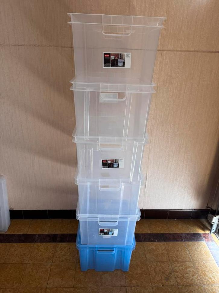 6 stapelbare opslagbakken / opbergboxen 30 liter met deksel, Huis en Inrichting, Overige Huis en Inrichting, Ophalen