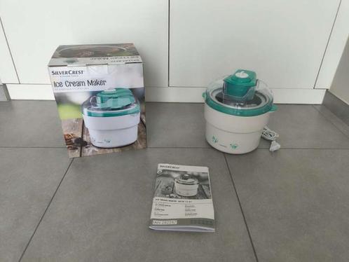 IJsmachine met handleiding en receptideeën, Elektronische apparatuur, IJsmachines, Zo goed als nieuw, Ophalen