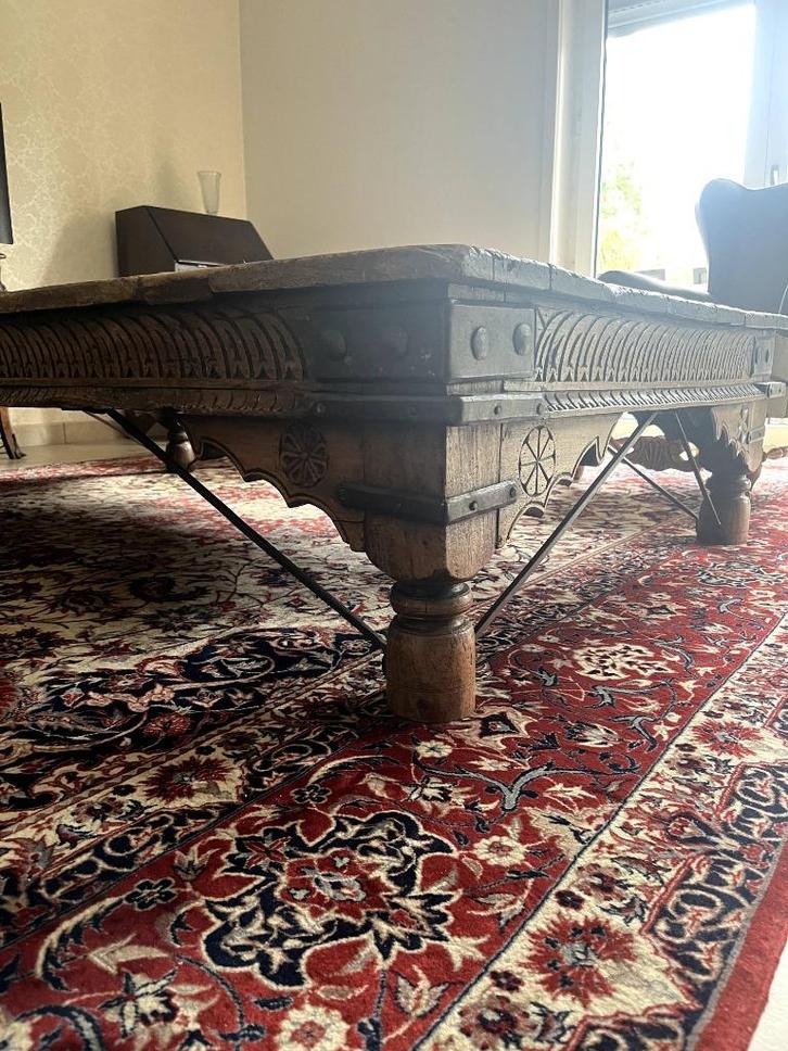 Grote Indische salontafel, Huis en Inrichting, Tafels | Salontafels, Gebruikt, Minder dan 50 cm, 100 tot 150 cm, 150 tot 200 cm